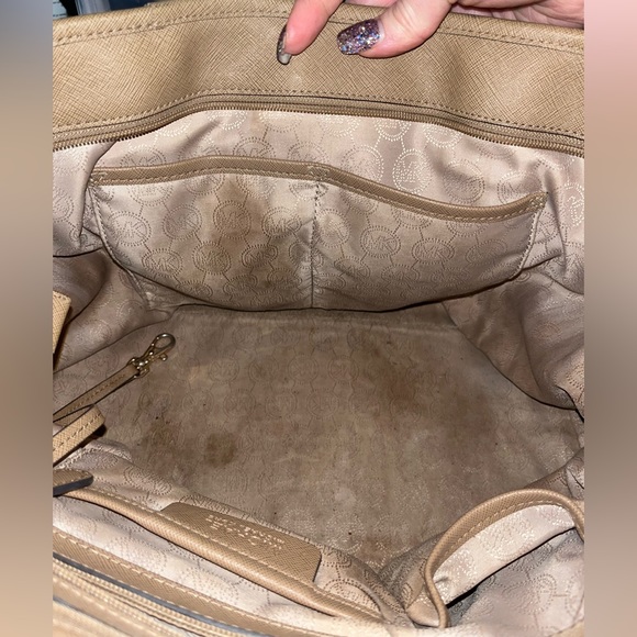 Michael Kors Purse - Picture 7 of 11